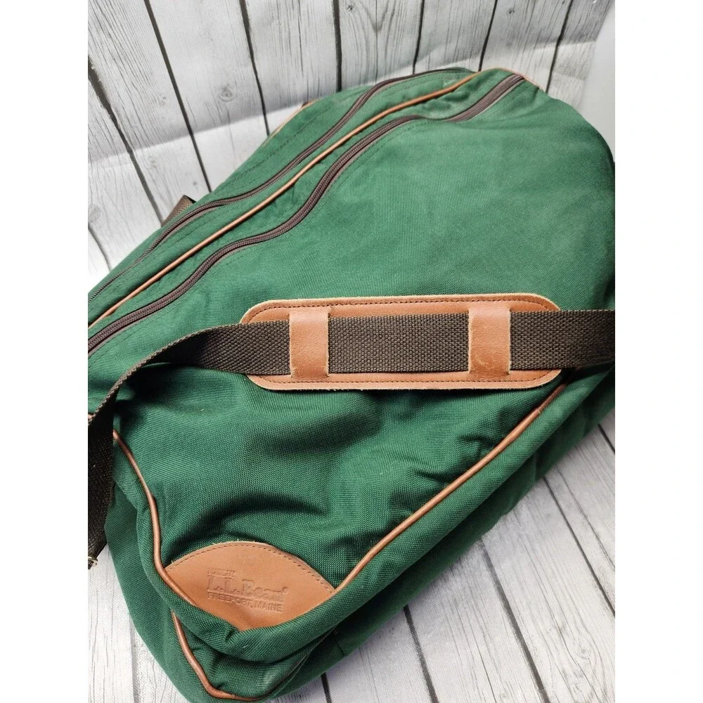 Vtg L.L. Bean Forest Green Canvas Duffle Bag Leather Trim Brass Hardware Travel